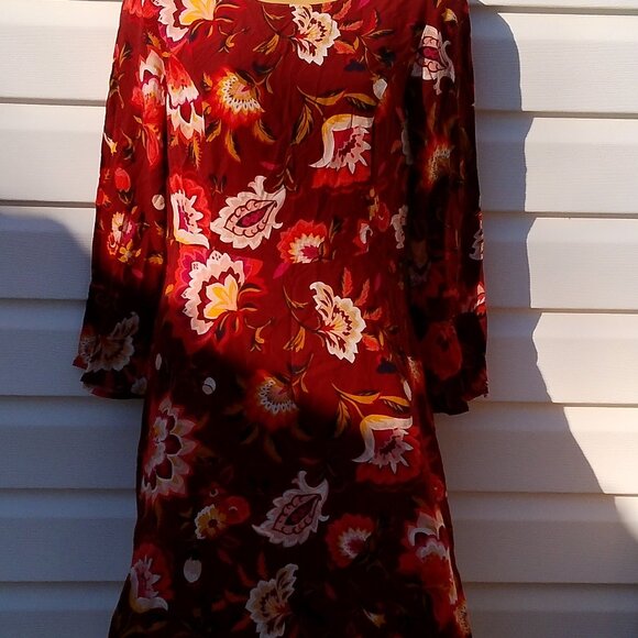 Old Navy Dresses & Skirts - OLD NAVY DRESS SIZE 2